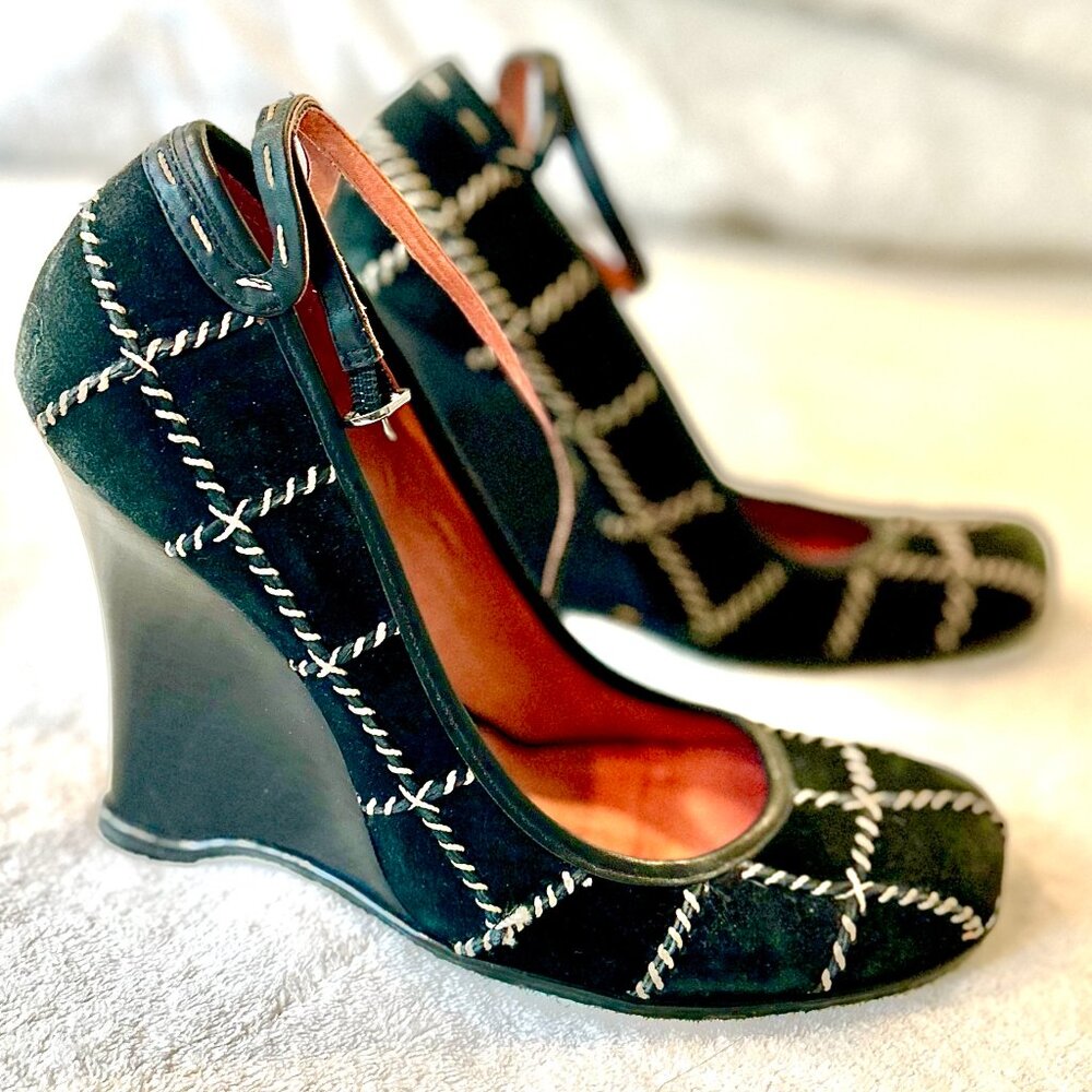 Vince Camuto Suede Black/Cream Patchwork Wedges (Size 7)